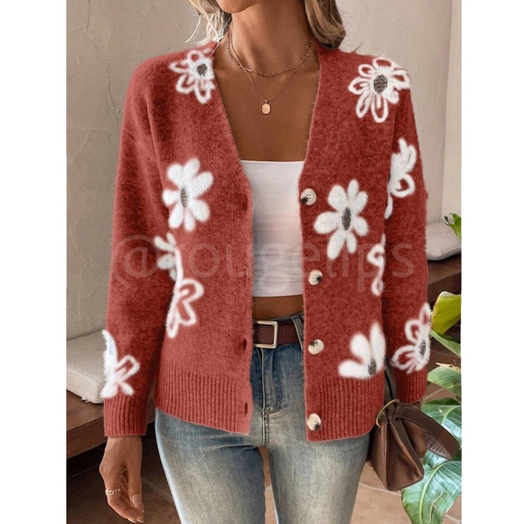 Redwood Cardigan Knit Flower Textured Button Front Stretchy, Soft - Picture 5 of 9
